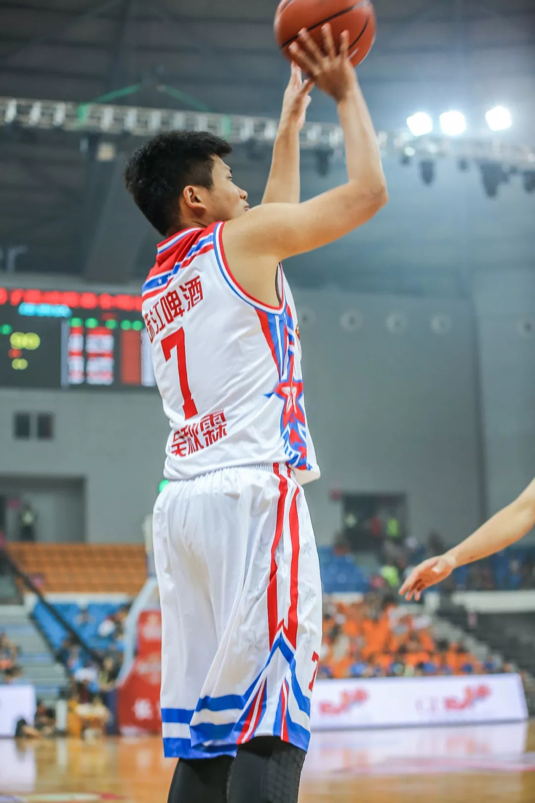 关于亚特兰大训练开放日；今晨扳平良机引欢呼；全明星赛在即；资深球员宣示担当的信息-mk体育网页